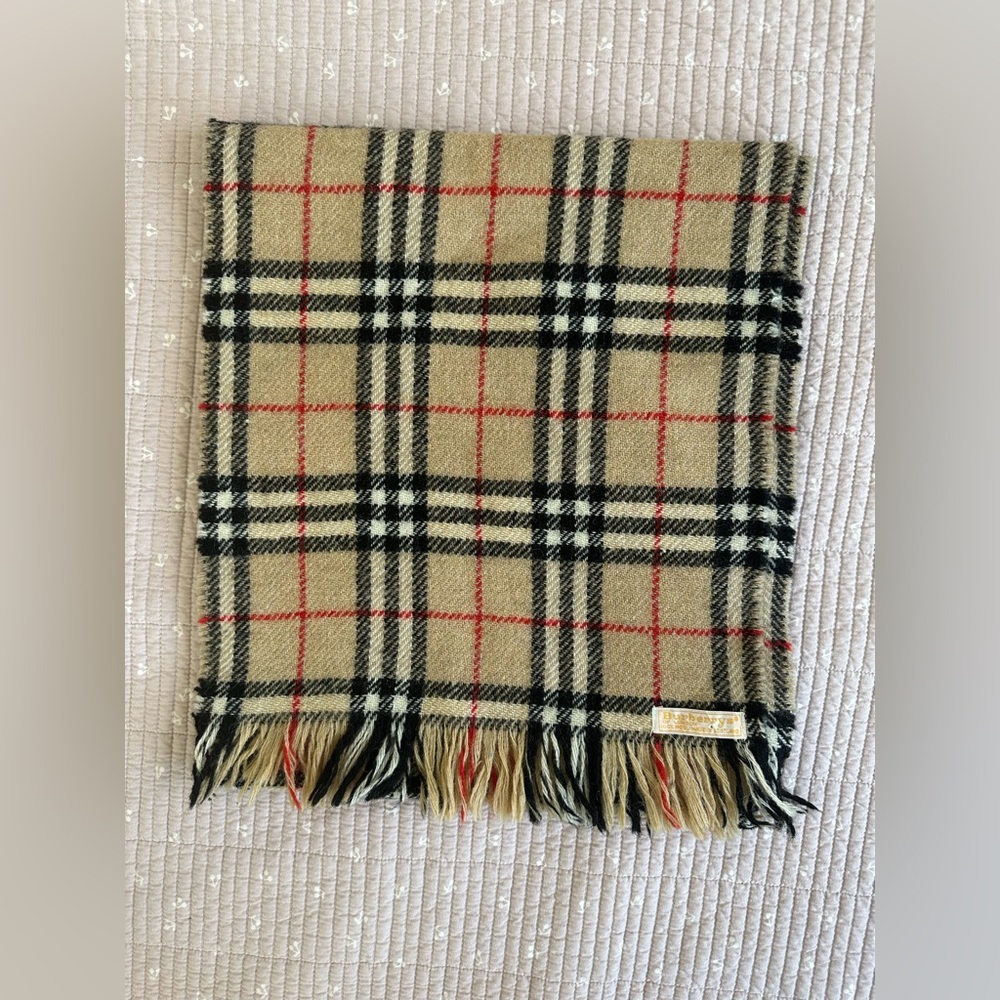 Burberry Vintage 100% Wool Plaid Scarf